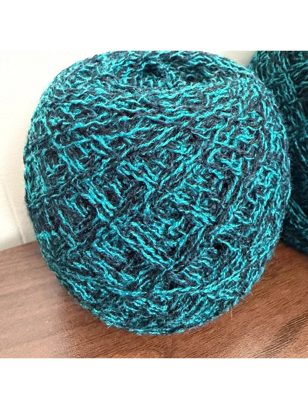 Reclaimed Acrylic Sport Yarn - 882 Yds - Emerald Black Marl 322g (3 Cakes)